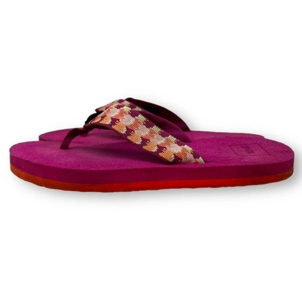 Teva Mush II Pink Flip Flops Big Girl/Women's Sz. 6
